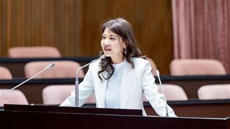 轟鄭麗文談話貼合北京！綠酸：習辦外宣團