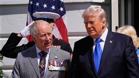 英王查爾斯三世（Charles Ⅲ）、美國總統川普（Donald Trump）。（圖／美聯社／達志影像）