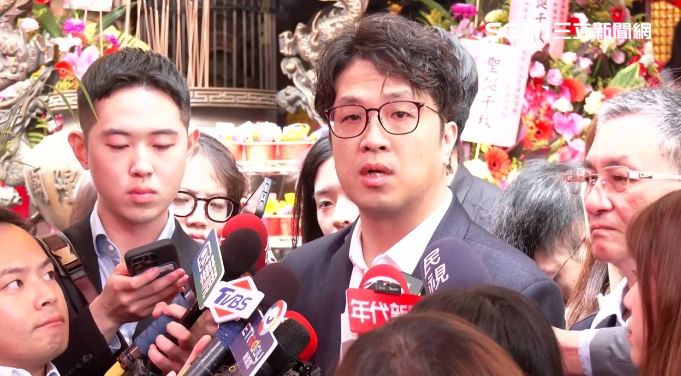 沈伯洋接受媒體聯訪回應台北鼠患問題（圖／翻攝畫面）