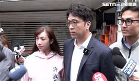 對於是否會合掛看板，許淑華表示，伯洋笑起來很可愛，「我說他是一匹可愛的馬」，希望讓大家耳目一新（圖／翻攝畫面）