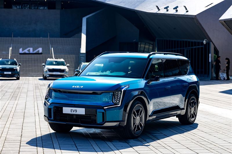 Kia預計2030年前打造14款純電車陣容，涵蓋乘用車、SUV與商用平台。（圖／Kia提供）