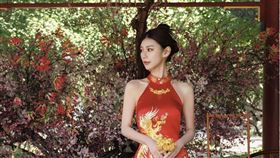 馬筱梅日前剛在北京辦完婚禮，再度於社群分享婚禮期間的中式婚紗照。（圖／翻攝自IG）