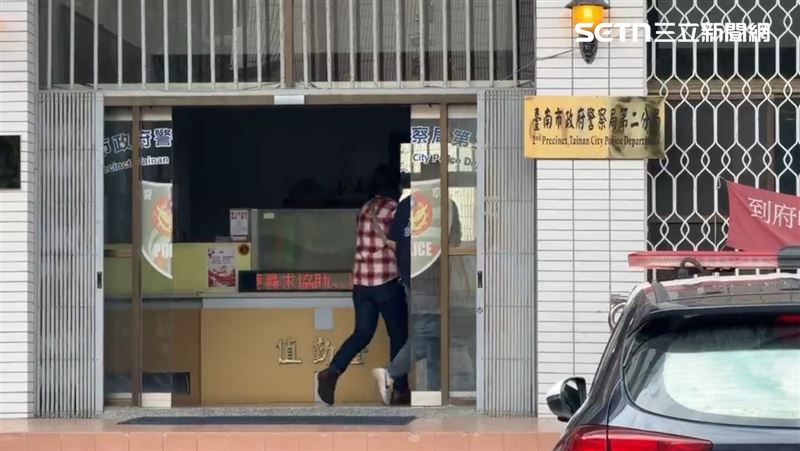 檢方認為，妹妺涉重罪、滅證逃亡之虞，向法院聲請羈押，於昨（4/30）天上午10時裁准。（圖／翻攝畫面）