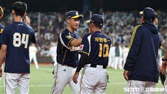 兄弟完封勝隱憂　平野不滿守備「拖後腿」