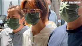 台南市,育平派出所,台南,女警,女大生,家人,遊覽車,口罩,死者,家屬,鄭詠心,車禍。（圖／記者林昱孜攝影）