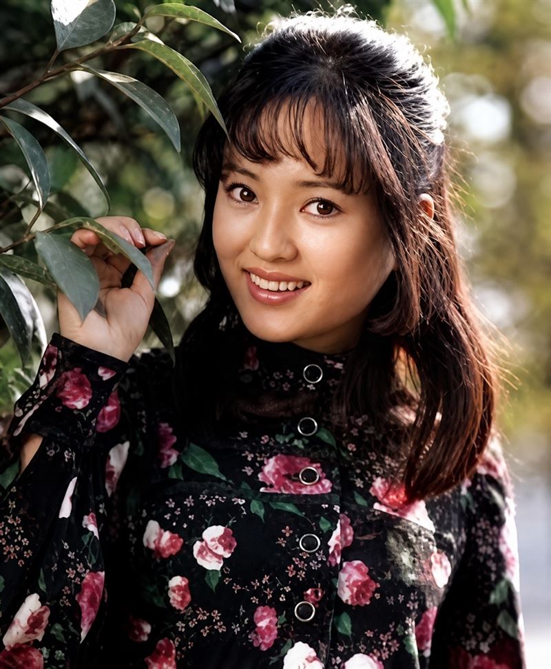 五十嵐淳子高中時就出道年輕時美貌有「校花級女神」之稱。（圖／翻攝自日網）