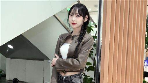 來台突拋震撼彈　韓啦啦隊女神宣布新身分