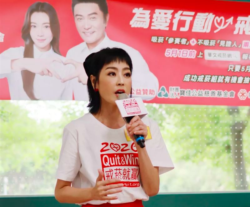 藝人唐玲走進台大校園，分享自身與菸癮對抗的真實經歷。（圖／董氏基金會提供）