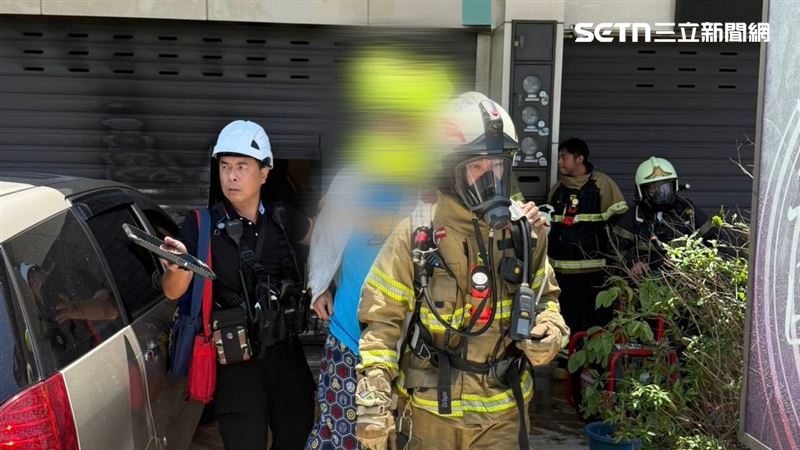 老翁被尋獲救出後，竟然劫走救護車。（圖／民眾提供）