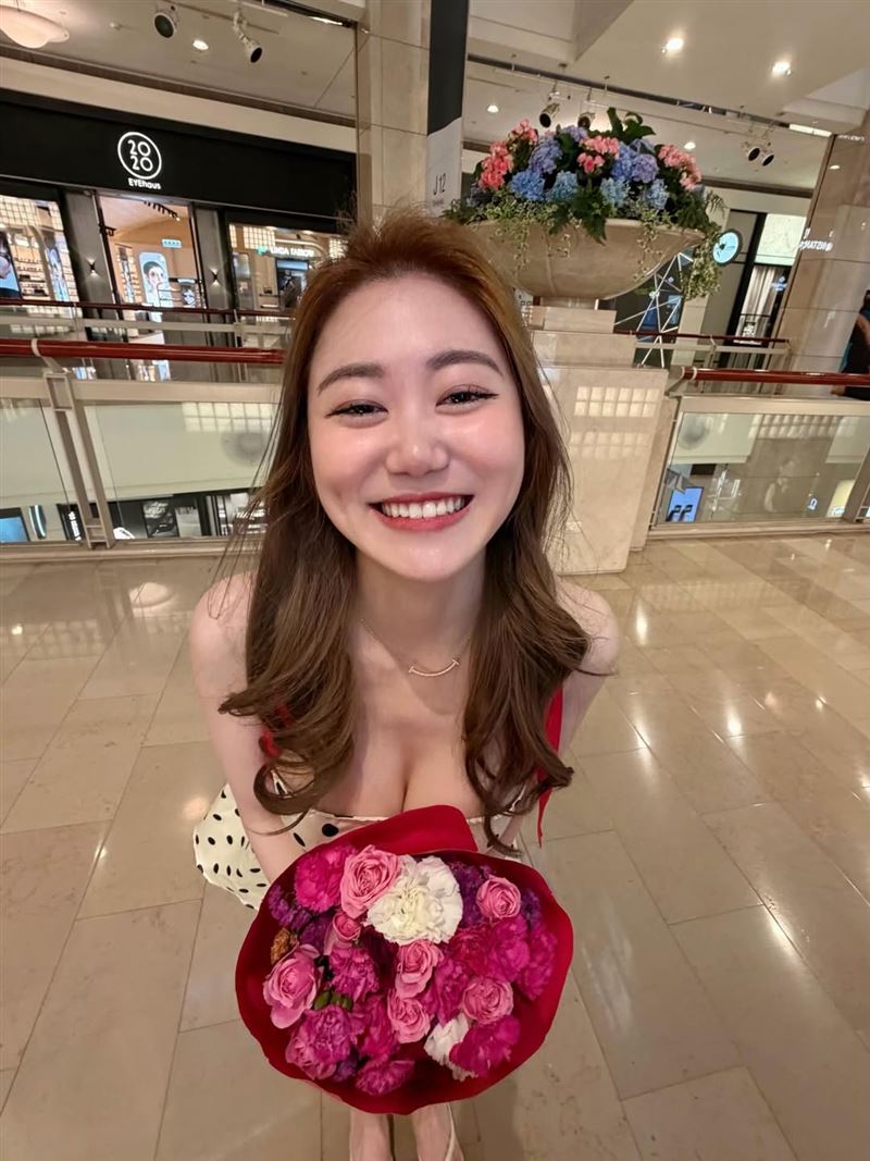 李芸親自回應為何不當靠爸族。（圖／翻攝自李芸IG）