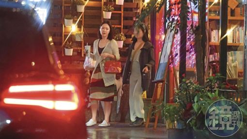 脫去偶包翻身了！王俐人爆直播收割800萬