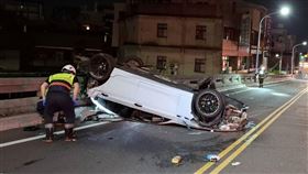 BMW,彰化,轎車,毒駕,毒品,機車,騎士（圖／翻攝畫面）