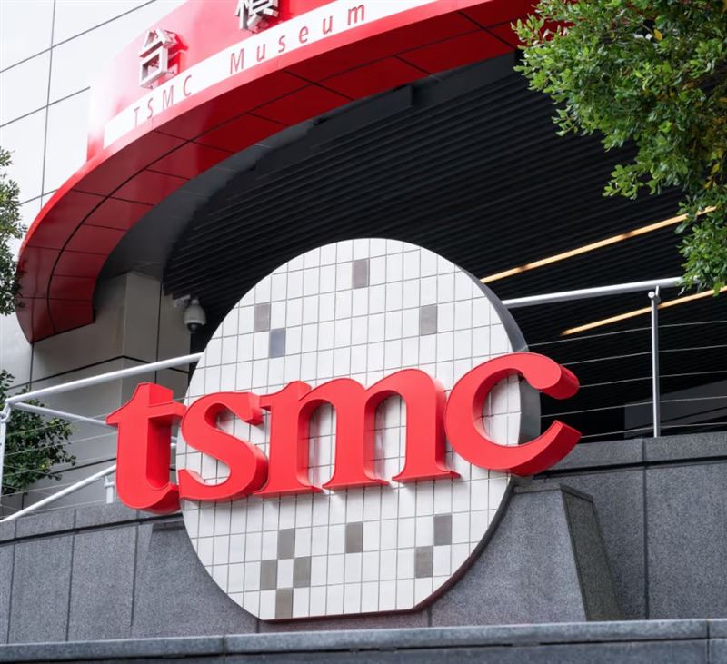 市場盛傳台積電將在龍潭二期園區建置埃米廠，台積電對此並未予以否認，僅稱「不排除可能性」。（圖／翻攝自X平台 @@theastimes）