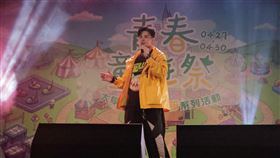 聖結石藉由校園演唱，重新站上公眾舞台。（圖／中國文化大學學生會提供）