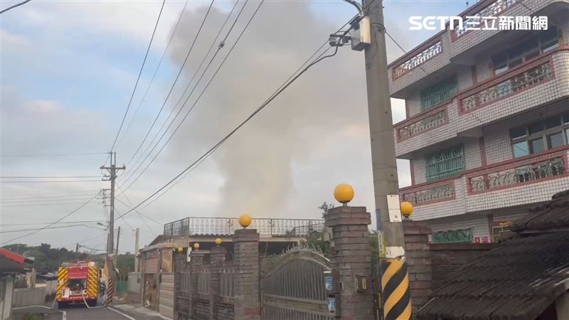 當地居民表示，火勢延燒得非常快，警消到場時，整間平房已陷入火海，連屋頂都已經燒不見。（圖／雲林縣消防局授權提供）