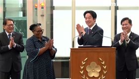賴清德上午搭乘史瓦帝尼國王專機返抵國門，發表談話（圖／翻攝畫面）