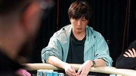 田中圭現身澳洲參加國際撲克大賽，一路闖進Final Table決賽。（圖／翻攝自X平台 @PokerMedia_L3）