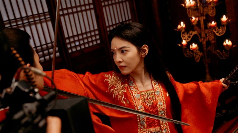 章若楠首次出演古裝劇，打戲表現亮眼。（圖／Disney+提供）