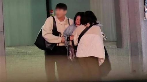 小S思念大S淚崩　王彩樺對女兒哭訴辛苦