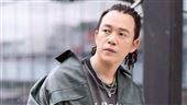 獨／錄外景現場狂吐　46歲阿Ben送醫搶命