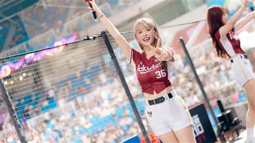 樂天女孩DoReMi主題日！禹菡變身小魔女