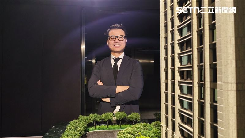 邱俊陽指出，新店在地剛需期待優質建商進駐央北，讓「華固譽誠」熱銷，預估今年下半房市買氣整體趨勢仍持平，中南部相對辛苦，北部精華區仍能順銷。（圖／記者陳韋帆攝影）