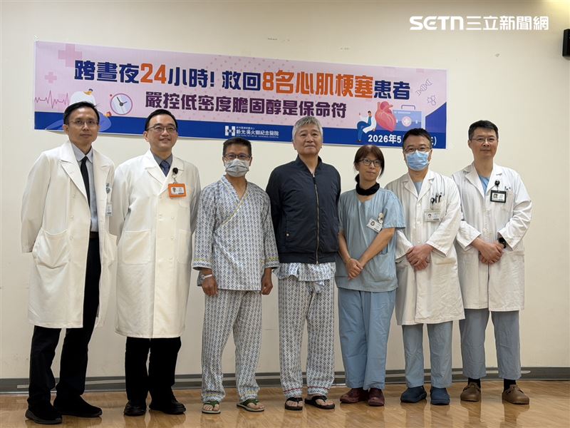 2名患者為60多歲男性（左3及左4），都有抽菸史達20至30年，且低密度膽固醇（LDL-C）值高（圖／記者蔣季容攝影）
