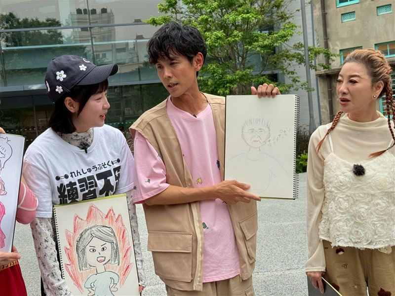 阿翔跟籃籃談母親節。(圖／民視提供）