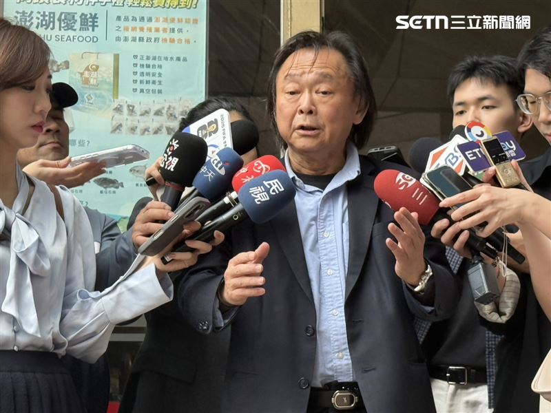民進黨立委王世堅出席中常會前受訪（圖／記者劉秀敏攝影）