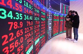 台股收盤漲369.56點