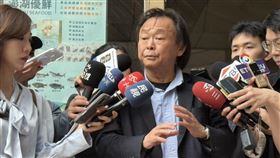 民進黨立委王世堅出席中常會前受訪（圖／記者劉秀敏攝影）
