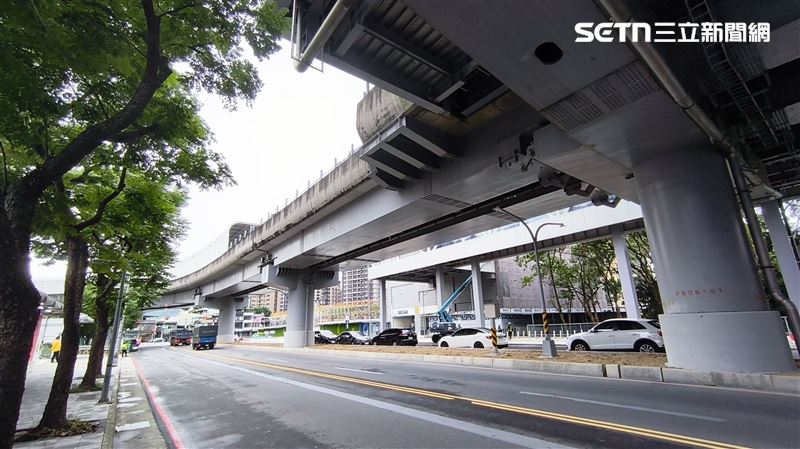 捷捷運三鶯線預計2026年中旬完工通車，沿線十二站房價近10年全面飆漲，尤其是「鶯桃福德站」漲幅129.9%最驚人。（圖／記者陳韋帆攝影）
