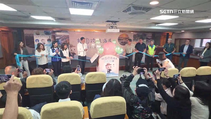桃園市政府與在地業者合作，推出珍珠海岸主題遊程套票，希望搶攻觀光商機