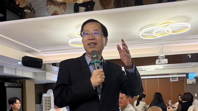 台灣師範大學校長宋曜廷表示，教程納入畢業學分，能提高學生投入教職的意願。（圖／記者周佩怡攝影）