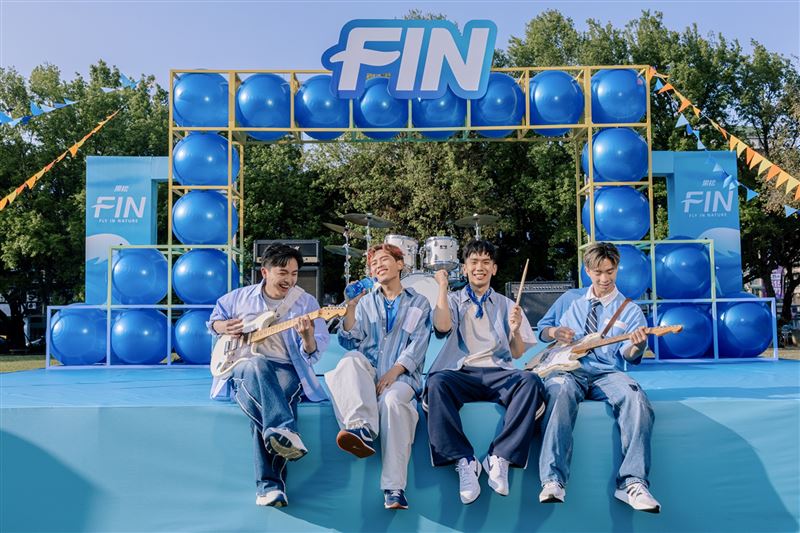 黑松FIN邀理想混蛋擔任年度代言人，詮釋「MORE FIN! MORE PLAY!」精神。（圖／品牌業者提供）