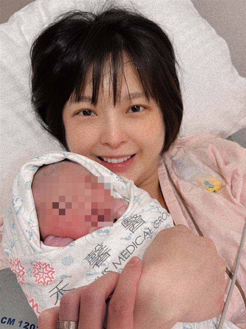 黃沐妍順利生下愛子「錢錢」。（圖／翻攝自黃沐妍IG）