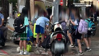 校園外賣中國零食　鎖定小學生放學擺攤