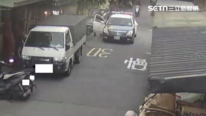 新北市中和區華新街巷弄內一處民宅今天（7日）清晨驚傳命案。（圖／翻攝畫面）