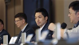 台北市鼠害防治記者會　蔣萬安說明許多民眾近期頻反映台北街頭出現老鼠。台北市政府5日下午舉行鼠害防治記者會，市長蔣萬安（右2）說明，12行政區將進行大清消，並推出「鼠類偵防師」，協助民眾住家滅鼠。中央社記者翁睿坤攝　115年5月5日