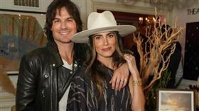 伊恩桑莫哈德（Ian Somerhalder）透露，是因為妮琪瑞德（Nikki Reed）的幫助，自己才能度過艱難的時光。（圖／翻攝自IG @iansomerhalder）