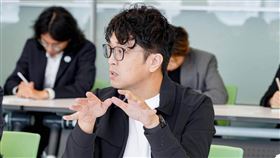 趙曉慧說，沈伯洋（圖）若代表綠營選台北市長，會是蔣萬安強勁的對手。（圖／翻攝自沈伯洋臉書）