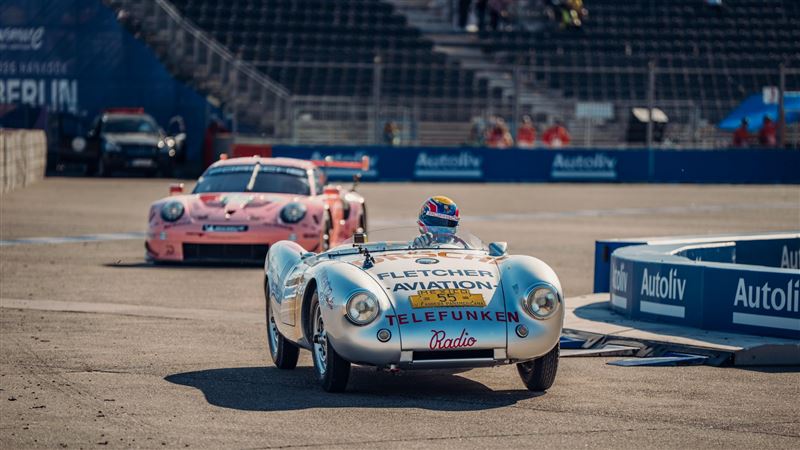 現場展示經典的Porsche 550 Spyder。（圖／Porsche提供）