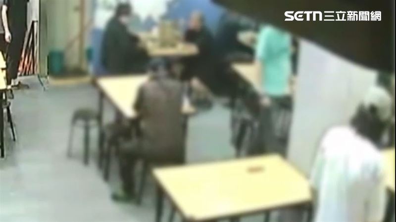 兇嫌跟死者，雙方關係不睦，昨晚吃飯狹路相逢引爆衝突。（圖／翻攝畫面）