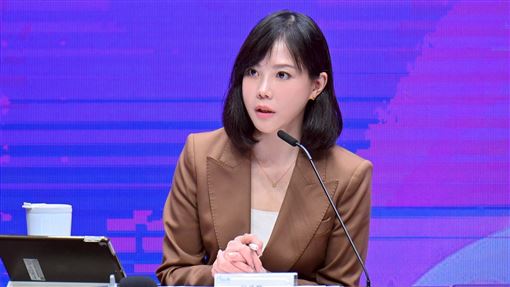 藍委稱跳票率99%　行政院列整排政績反擊