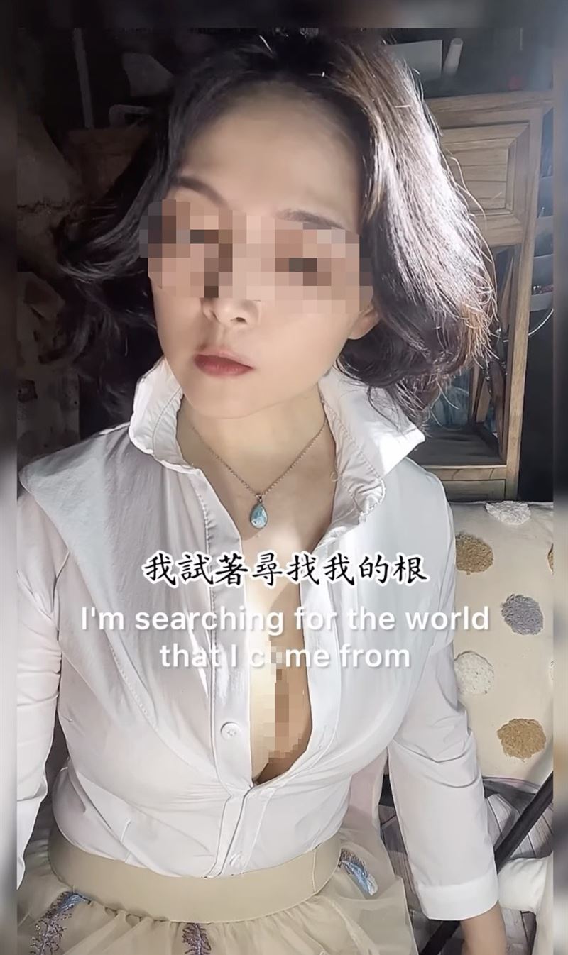 40多歲的洪姓女警身材維持良好，時常在社群放辣照。（圖／翻攝自IG）