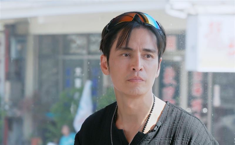 Goin分享演藝圈經歷，曾為主持節目賣命。(圖／公視台語台提供)