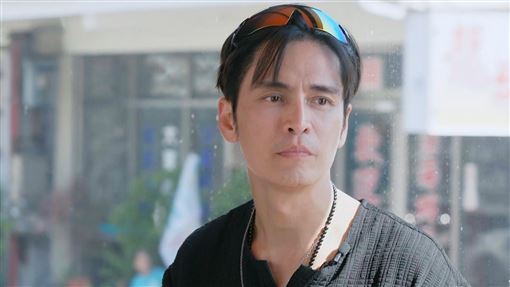 哈爾濱零下30度跳江　男團成員痙攣昏倒