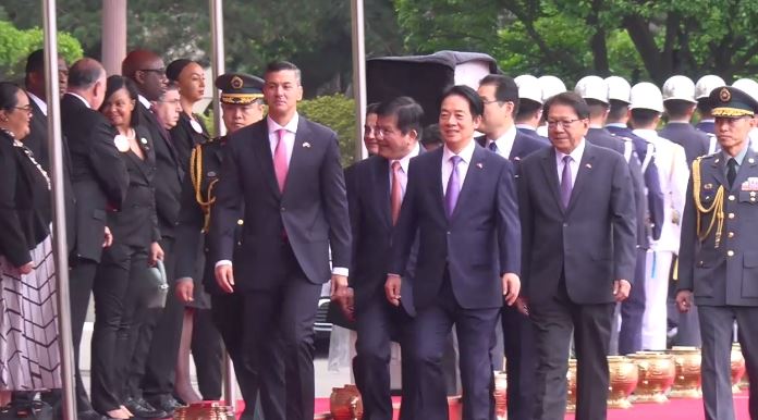 總統賴清德主持軍禮歡迎巴拉圭總統貝尼亞（圖／翻攝畫面）