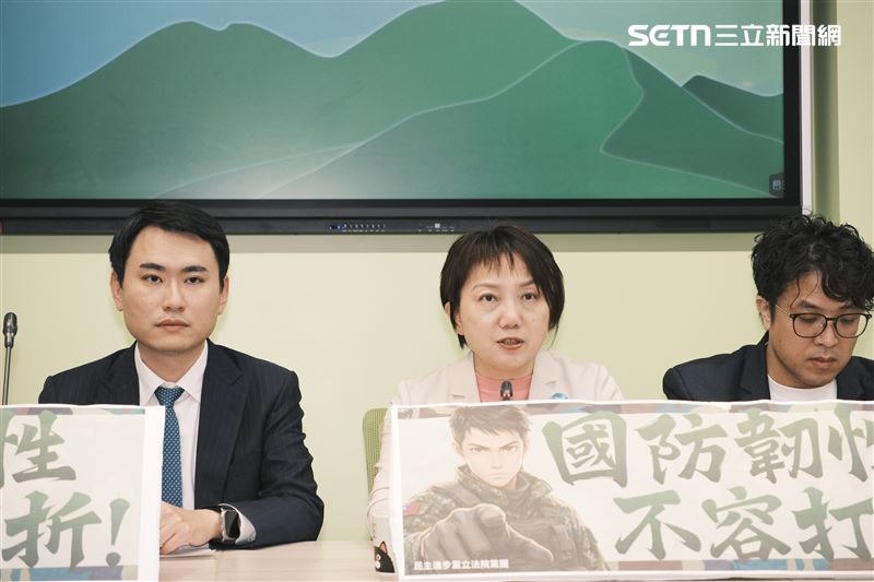 民進黨團指出，藍白拖延軍購條例162天，為的就是作秀給習近平看。（圖／記者楊士誼攝影）