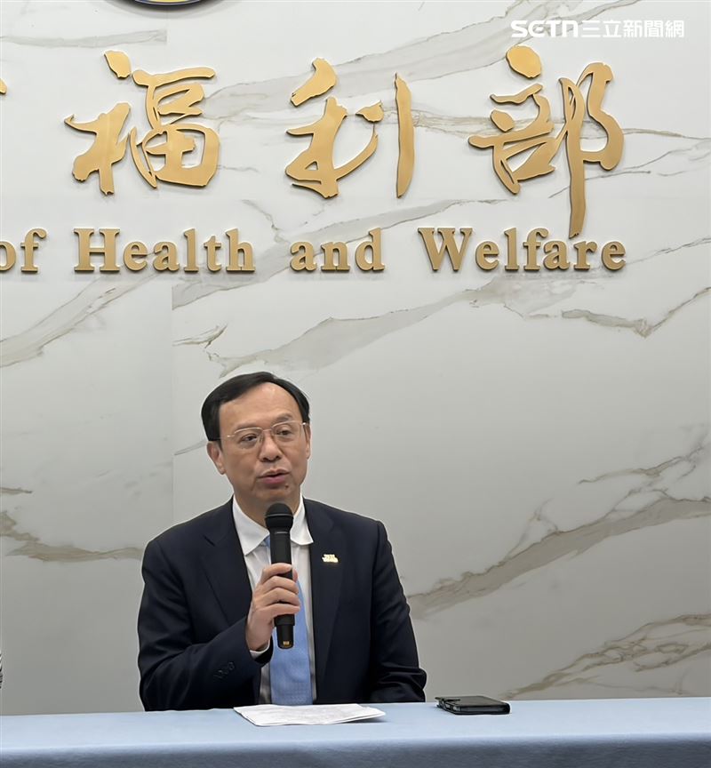 愛爾麗偷拍事件，衛福部長石崇良今痛批「明知故犯、不可原諒」，絕對不是偶然過失，是有目的性的行為，請醫事司要求衛生局從速嚴查，給予停業處分。（圖／記者簡浩正攝影）